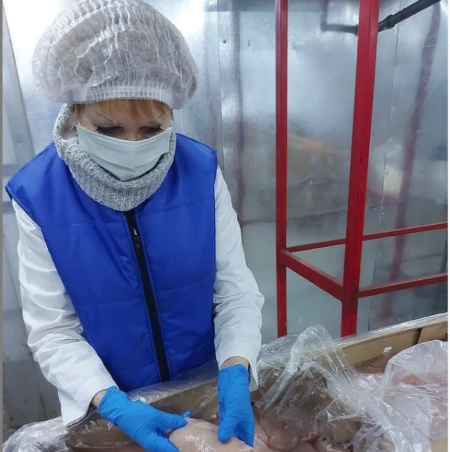 Ветеринарная служба осуществляет ветеринарно - санитарный контроль продукции поступающие в детские образовательные учреждения г. Нижнего Новгорода.